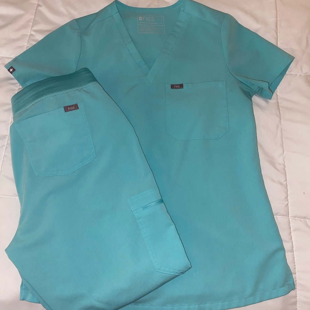 Figs scrubs